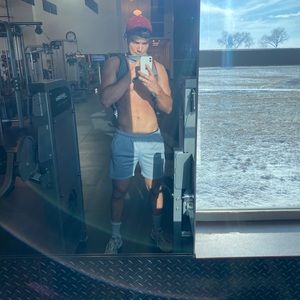 Meet your Posher, Ryan